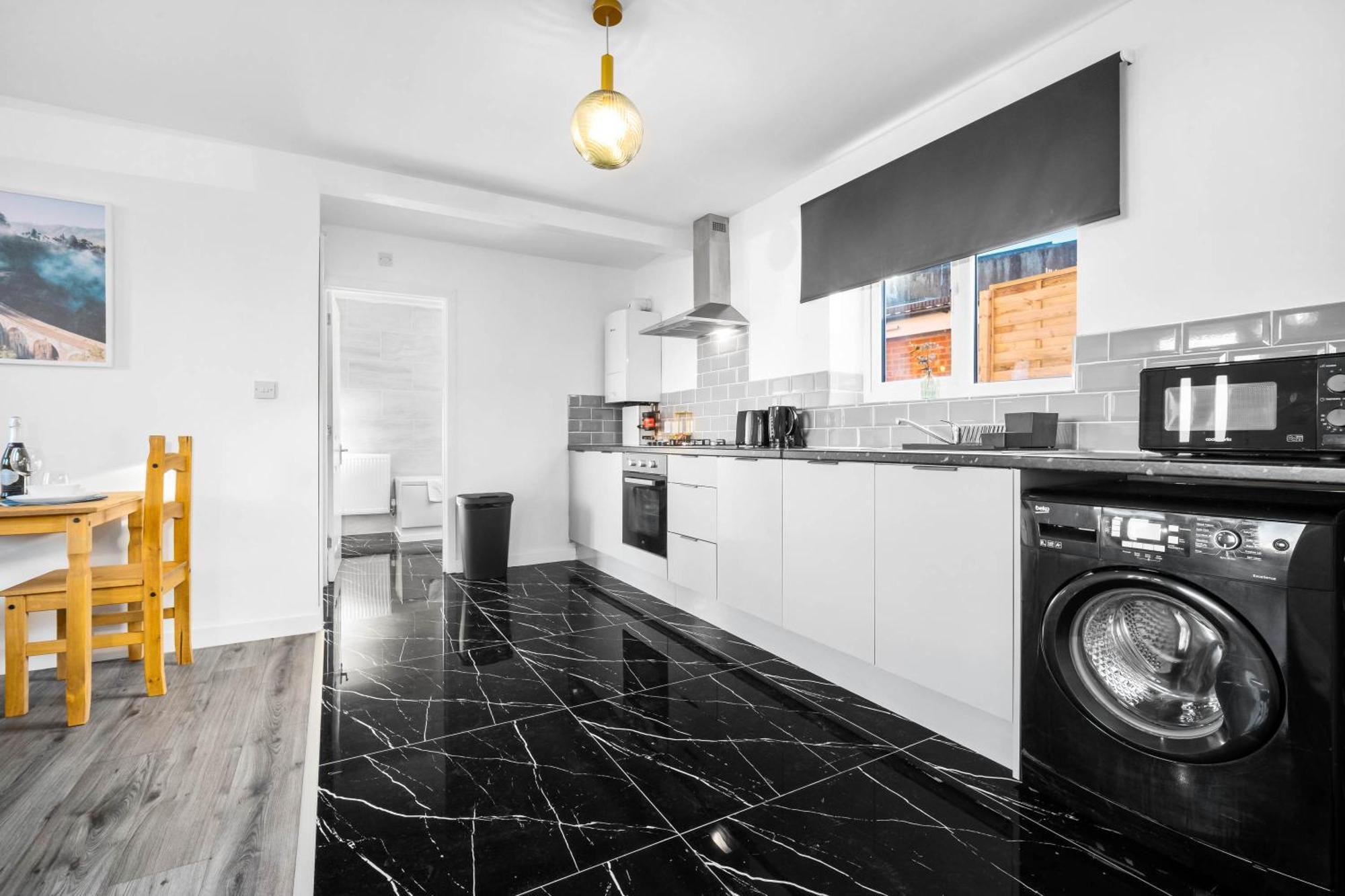 Modern Apartment - Cradley Heath - Top Rated - Netflix - Wifi - 1Mh Smethwick Eksteriør bilde